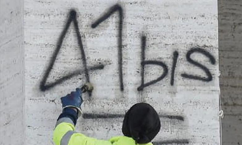 41 bis, &egrave; da 75 giorni in sciopero della fame nel disinteresse di media e istituzioni