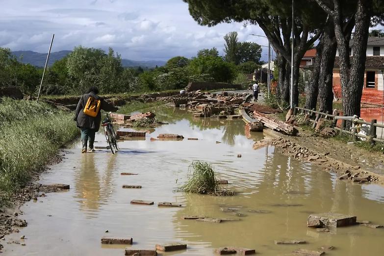Maltempo, resta l&rsquo;allerta rossa in Emilia Romagna. Attesa la premier Meloni