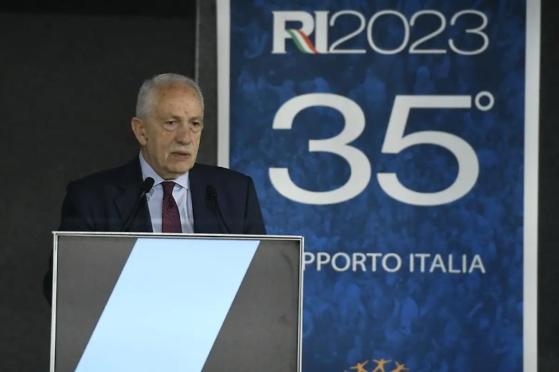 Rapporto Eurispes, un Paese diviso che guarda al futuro