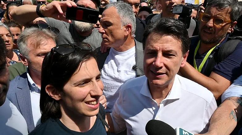 Quell&rsquo;abbraccio coi 5S che fa sbandare i dem su giustizia e Ucraina