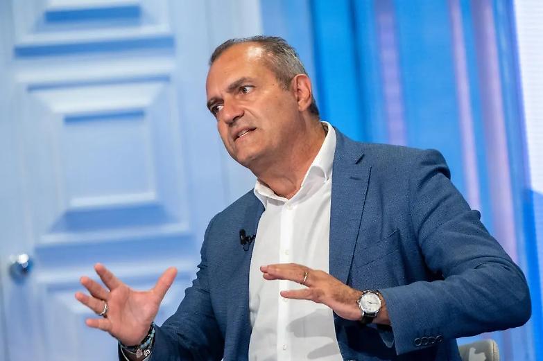 de Magistris: &laquo;Ora non escludo di ricandidarmi come sindaco di Napoli&raquo;