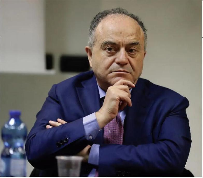 Napoli, Gratteri in pole. Ma al Csm le toghe sono divise