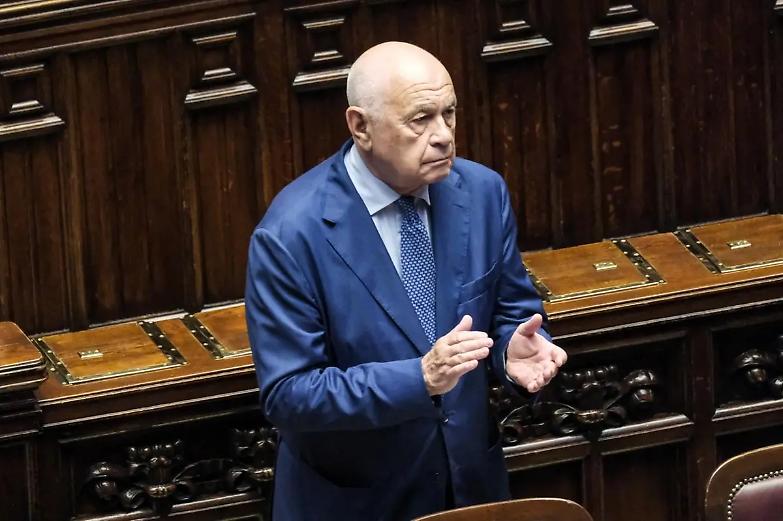 Abuso d&rsquo;ufficio, cancellazione a rischio: &laquo;Nessuno a Palazzo Chigi vuole immolarsi&raquo;