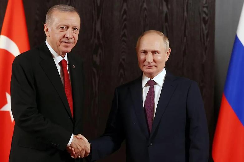 &laquo;Erdogan chieder&agrave; a Putin un cessate il fuoco anticipato&raquo;