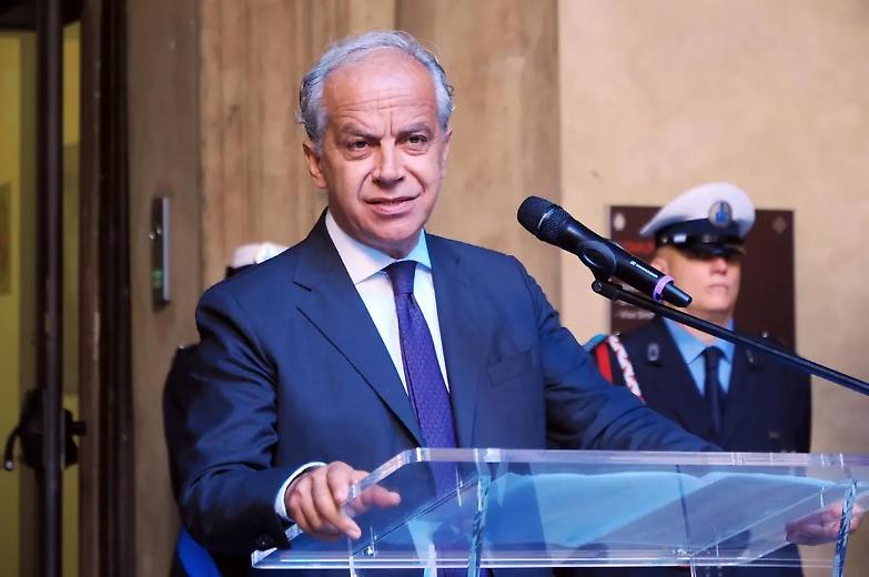 Piantedosi: &laquo;Strage di Bologna? Matrice neofascista, ma evitiamo dossieraggi&raquo;