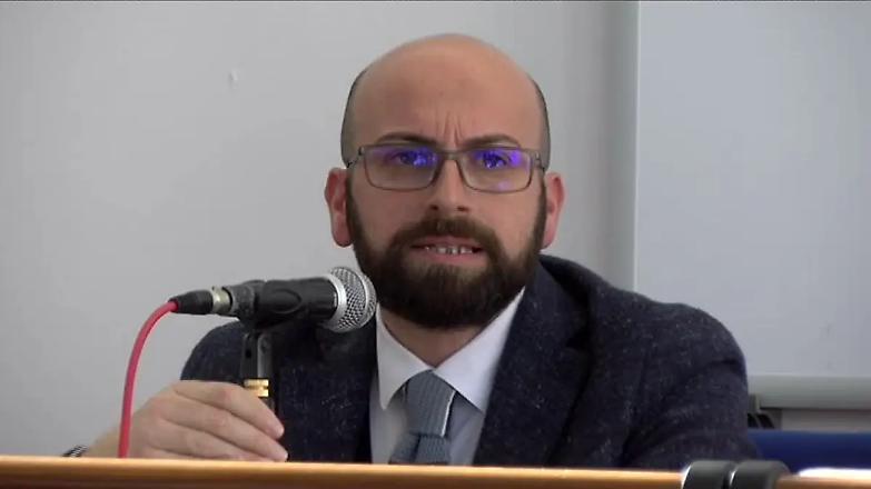 &laquo;La mia amministrazione sciolta per una partita a calcetto...&raquo;