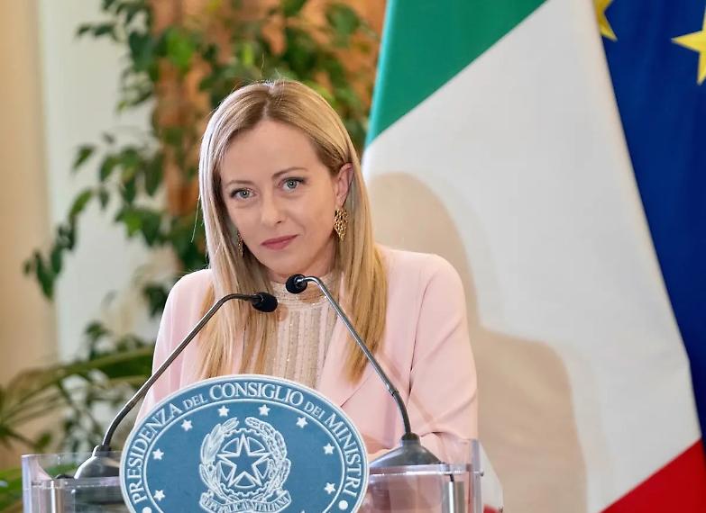 La premier Giorgia Meloni: &laquo;Autunno caldo? Non temo nulla. sulle banche ho deciso io&raquo;