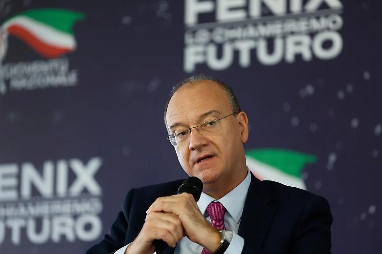 I docenti a Valditara: &laquo;Fallimentare la sperimentazione dell&rsquo;educazione civica&raquo;