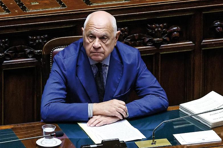 &laquo;Mi guarda a destra, ma non pu&ograve; tradire l&rsquo;Anm sulla separazione&raquo;