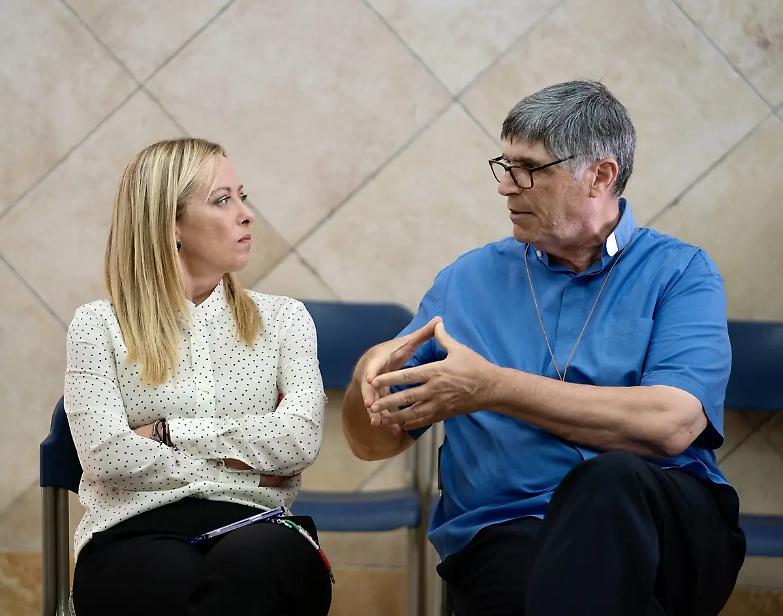 &laquo;Lo Stato riparte da Caivano&raquo;. Parola di Meloni