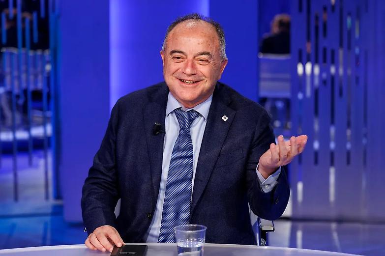 La Dia dice che la &lsquo;ndrangheta regna: allora perch&eacute; il Csm ha premiato Gratteri?