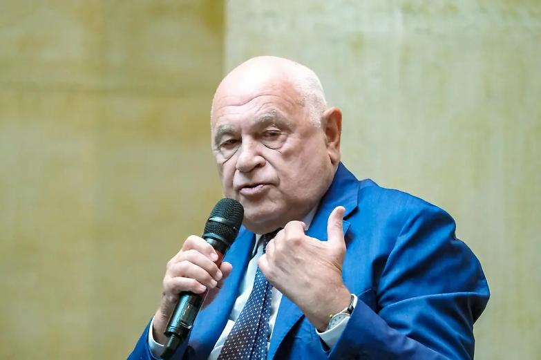 Caro ministro Nordio, io dico che l&rsquo;azione penale discrezionale farebbe di ogni pm un monarca