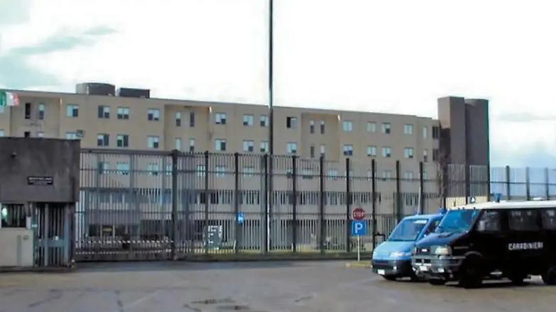 Viaggio a Viterbo tra rischio suicidario e salute dei detenuti