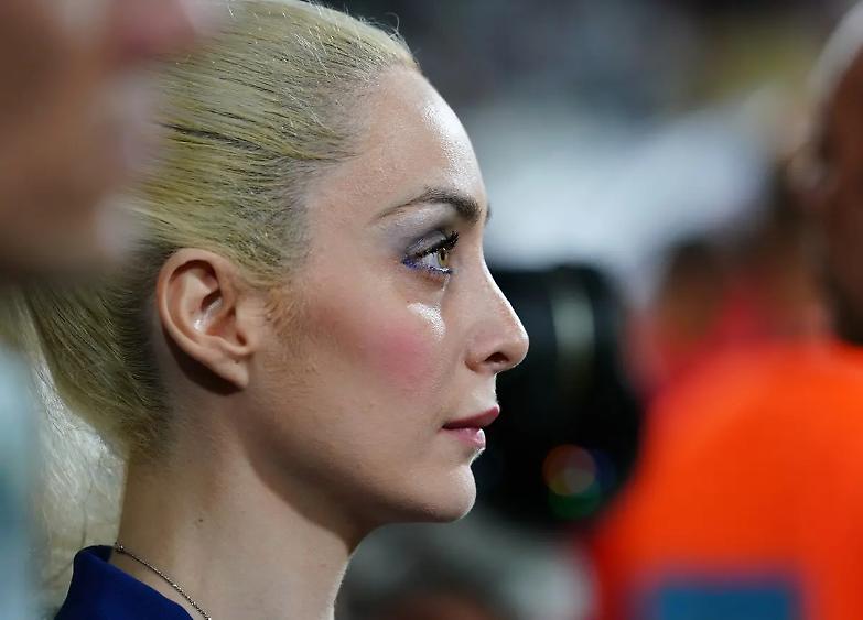 Quel pressing poco elegante su Marta Fascina dentro una Fi in cerca di un leader