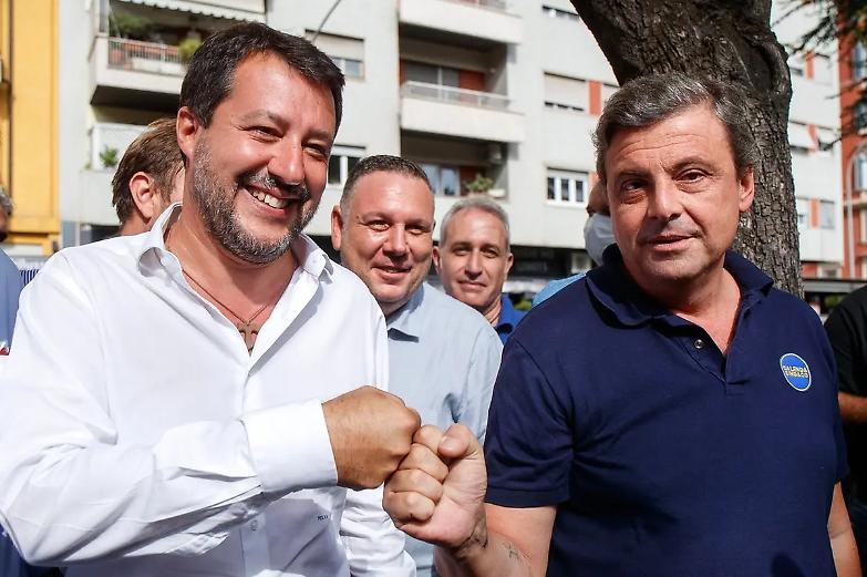 La &ldquo;sentenza&rdquo; di Calenda: &laquo;Hanno sbagliato sia l&rsquo;Apostolico che Salvini&raquo;