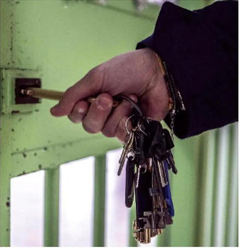 Garante detenuti, negata l&rsquo;audizione dei candidati: &laquo;Scelta grave&raquo;