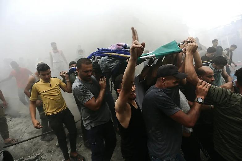 Samih col cuore a Gaza: &laquo;Ma quella di Hamas non &egrave; la nostra guerra&raquo;