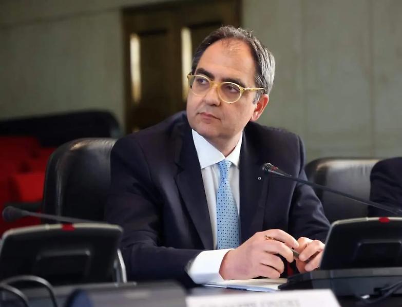 Avvocati a &ldquo;scuola&rdquo; di intelligenza artificiale: il Coa di Milano lancia la sfida