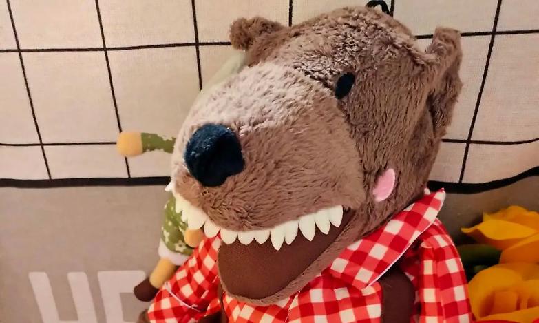 Il lupo di Bibbiano? Era un pupazzetto comprato all&rsquo;Ikea