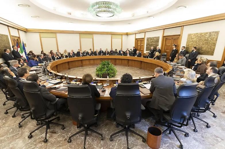 Standard di rendimento per tutti i magistrati: il Csm approva la delibera