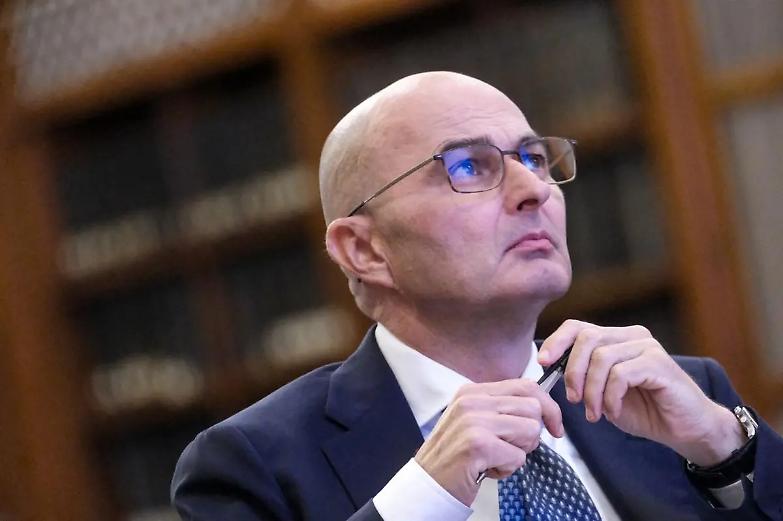 Pinelli: &laquo;Carenza organici? Serve &ldquo;reclutare&rdquo; nuovi magistrati&raquo;