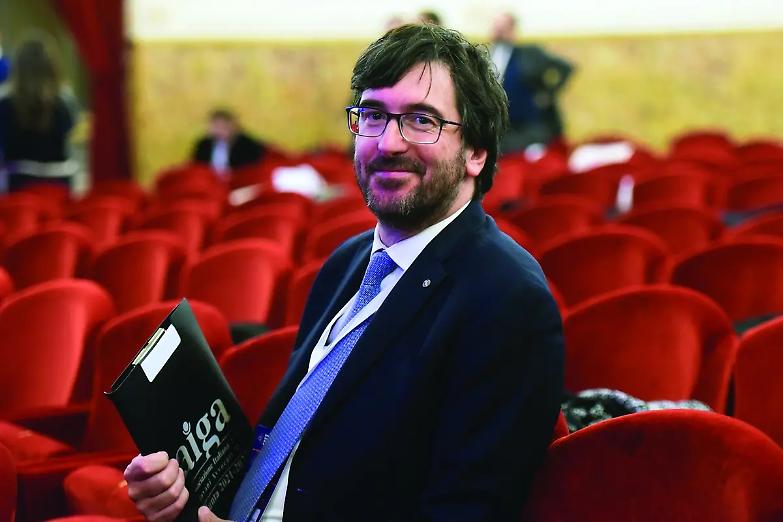 &laquo;Ridaremo ai giovani l&rsquo;entusiasmo e l&rsquo;orgoglio di essere avvocati&raquo;