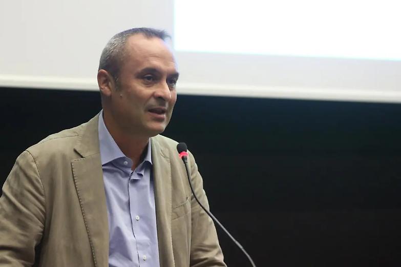 Costa: &laquo;Spese folli per copiare gli atti del pm, serve una legge&raquo;