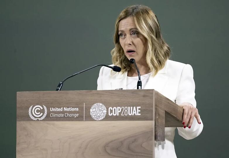 Carne coltivata, Mattarella promulga la legge che la vieta. Ma l&rsquo;ultima parola spetta all&rsquo;Ue