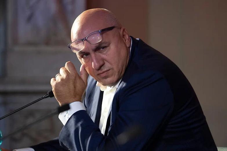 Carissimi ministri, sono pi&ugrave; di 50 anni che la magistratura fa opposizione politica e sociale...