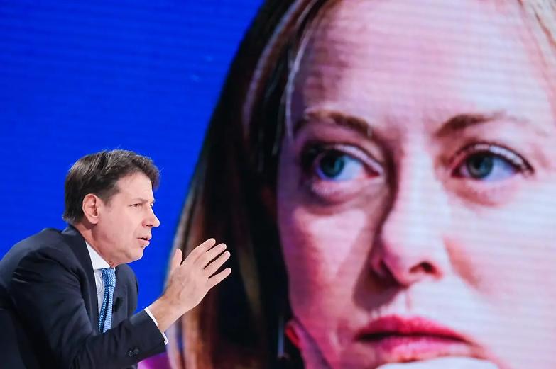 Conte alla premier Meloni: &laquo;Mandi via Delmastro, Sgarbi e Santanch&egrave;&raquo;