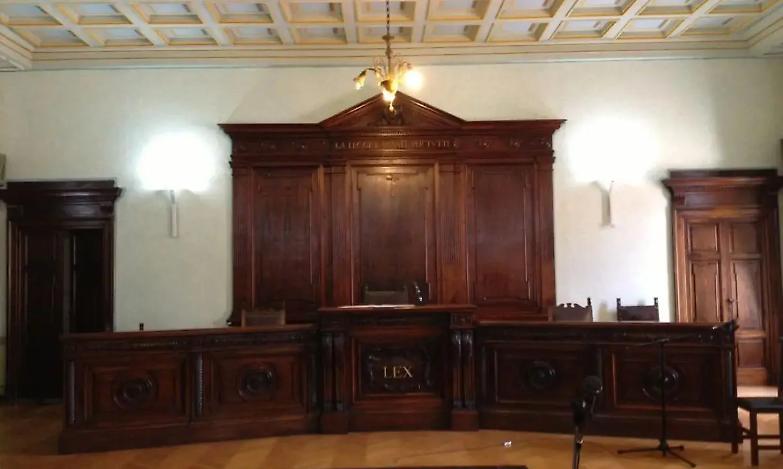 Magistrata si toglie la vita a Pesaro, il marito avvocato &egrave; accusato di maltrattamenti