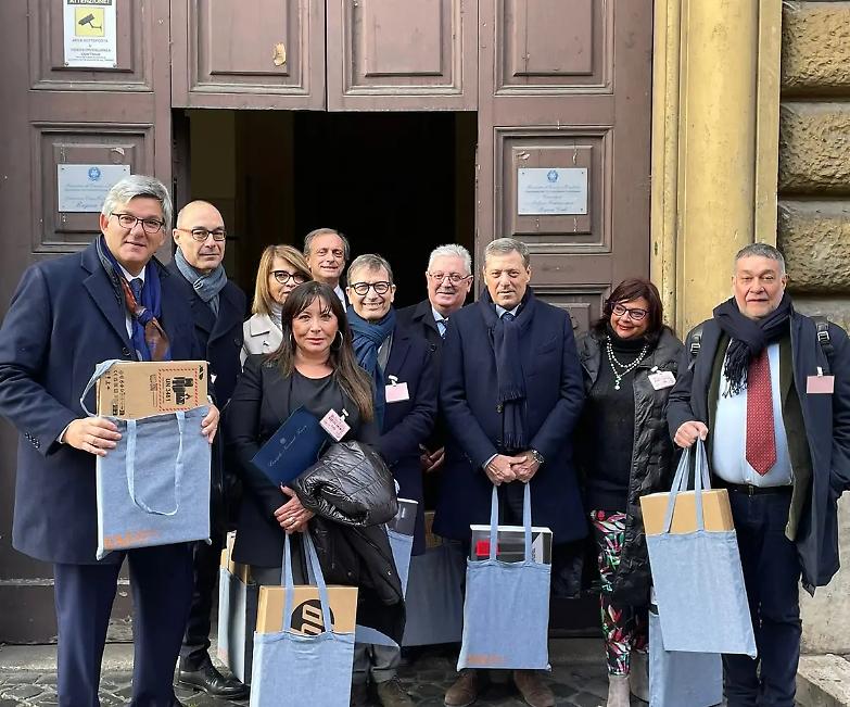 Il Cnf in visita al carcere di Regina Coeli: &laquo;L&rsquo;avvocatura vigila sui diritti&raquo;