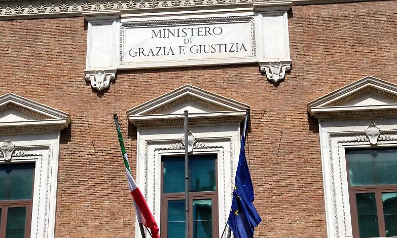 Toghe fuori ruolo, il Cnf: &laquo;Il decreto aggira la legge delega&raquo;