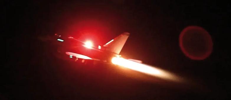 Raid Usa-Gb contro gli houti, la guerra si allarga allo Yemen