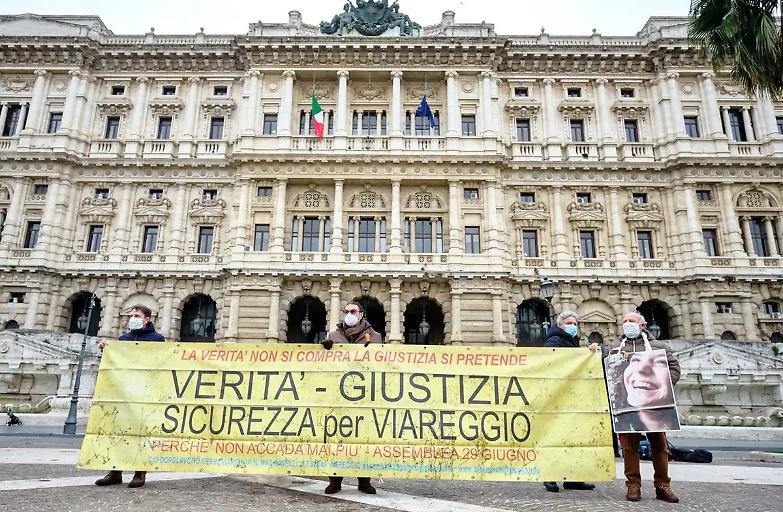 Strage di Viareggio, confermate le condanne a Moretti e agli altri. Ma la pena &egrave; da ricalcolare