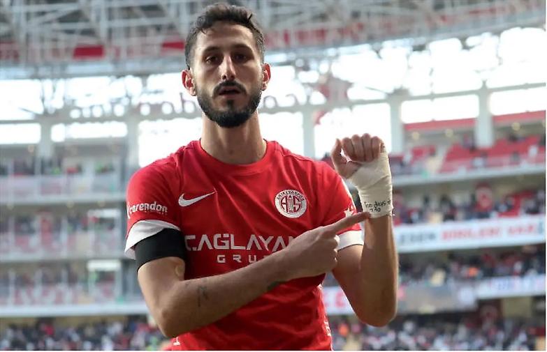 Turchia, calciatore israeliano ricorda i rapiti di Gaza: arrestato