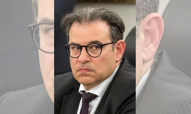 Cavanna a Pinelli: &laquo;Vorrei vedere lui a fronteggiare il caos che abbiamo gestito. E che gaffe, sul Colle&raquo;