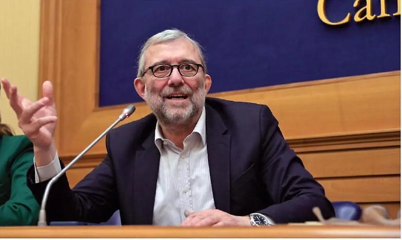 Il caso dell&rsquo;avvocato minacciato in carcere arriva in Parlamento