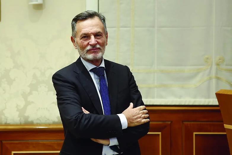 &laquo;Premierato, si cambia: se il presidente eletto cade si pu&ograve; tornare al voto&raquo;