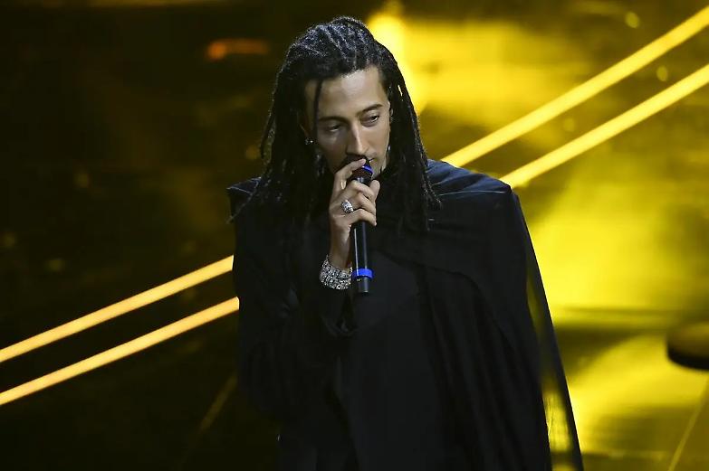 Le parole di Ghali e lo zelo bacchettone della Rai