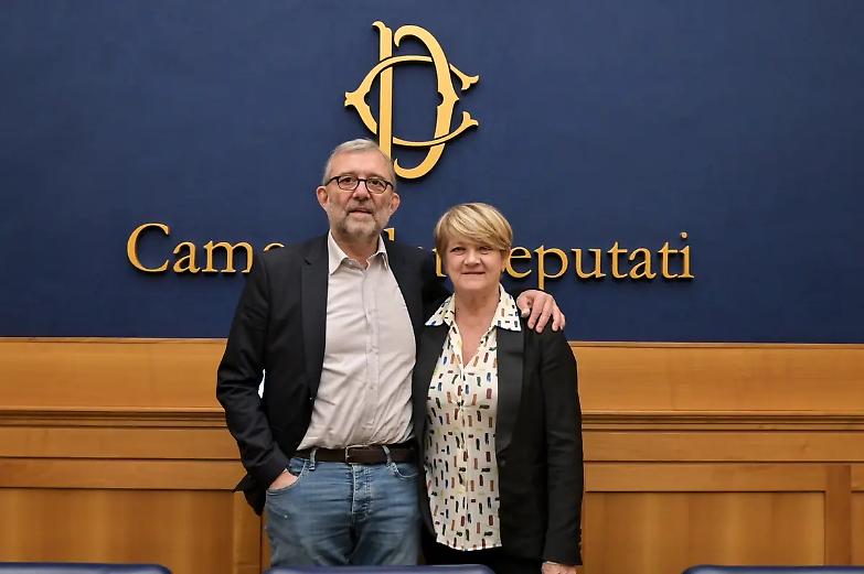 Carceri, incardinata la proposta Giachetti-Bernardini. Che interrompono lo sciopero della fame