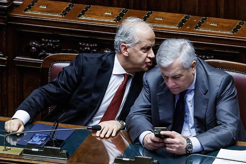 Piantedosi in Aula: &ldquo;Verifiche su Pisa. Ma no ai processi sommari alla polizia&rdquo;