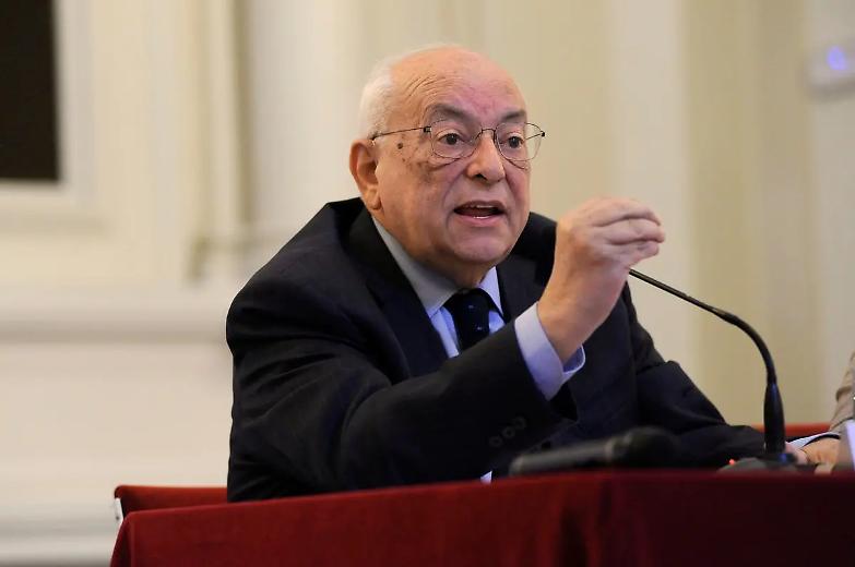 Assolto l&rsquo;avvocato Veneto: non favor&igrave; la &lsquo;ndrangheta. L&rsquo;ultimo flop di Gratteri...