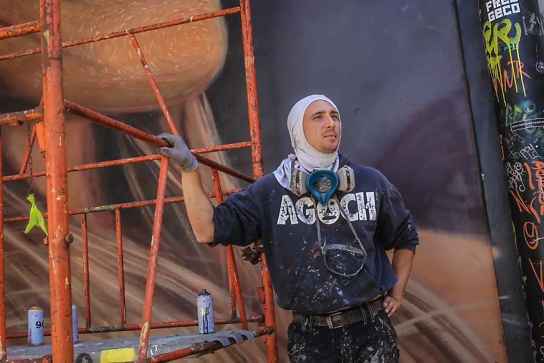 Jorit e il selfie con Putin: &ldquo;Voglio mostrare che &egrave; umano&rdquo;