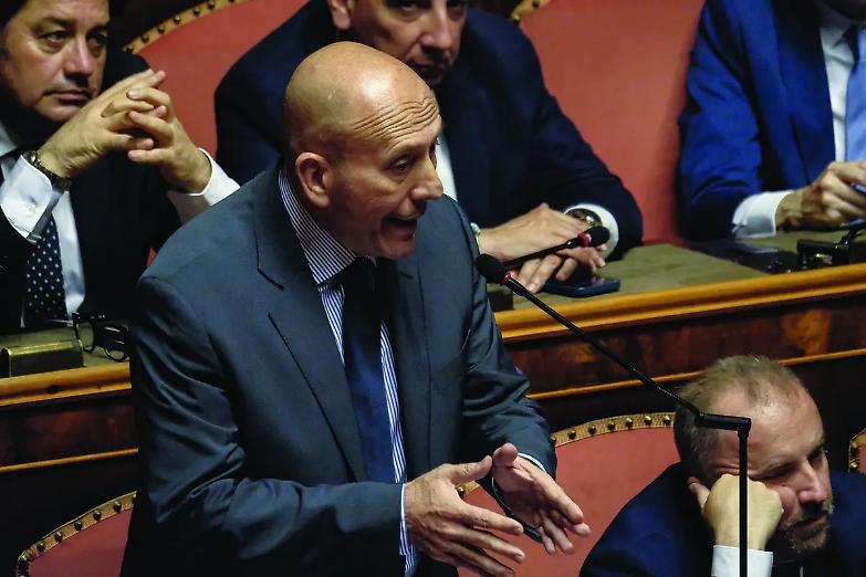 Ok in Senato: il sequestro degli smartphone dovr&agrave; essere autorizzato dal Gip