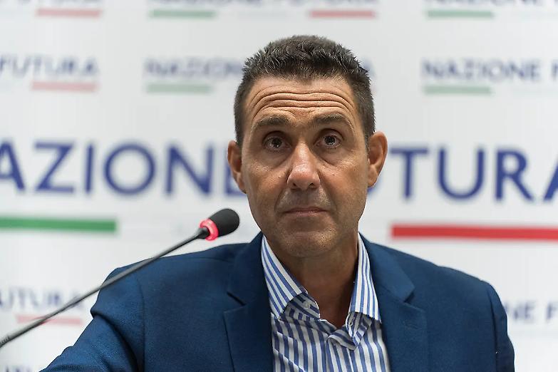 O capolista o niente: Vannacci detta le condizioni alla Lega
