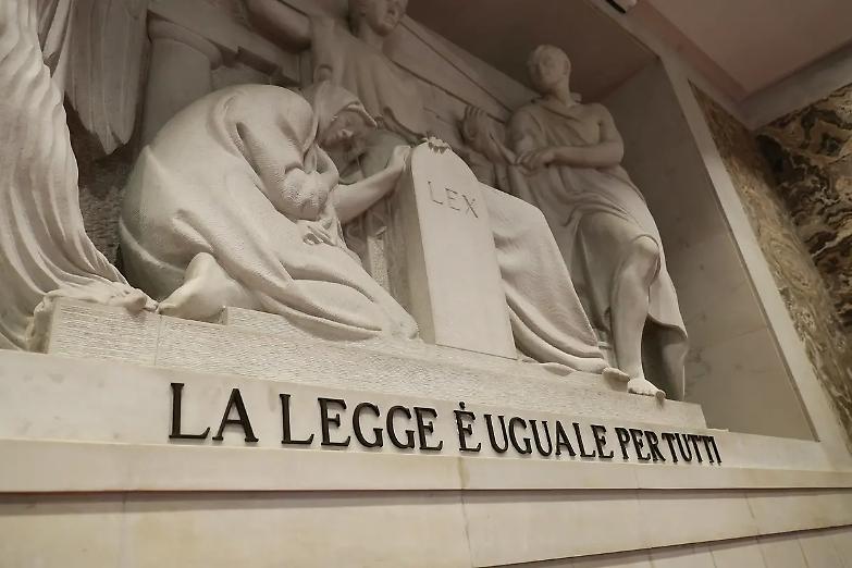 L&rsquo;Accademia della Crusca sferza i giuristi: &ldquo;La lingua del diritto sia chiara&rdquo;
