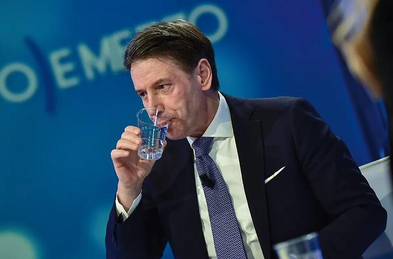 Bari, Conte pronto al grande strappo. Emiliano ora trema