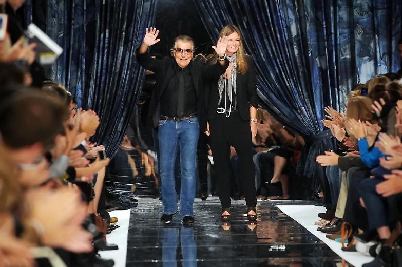 Addio a Roberto Cavalli, il &laquo;guascone&raquo; della moda che amava l&rsquo;eccesso