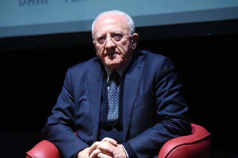 Da De Luca a La Mantia. La lunga lista degli &ldquo;impresentabili&rdquo; assolti